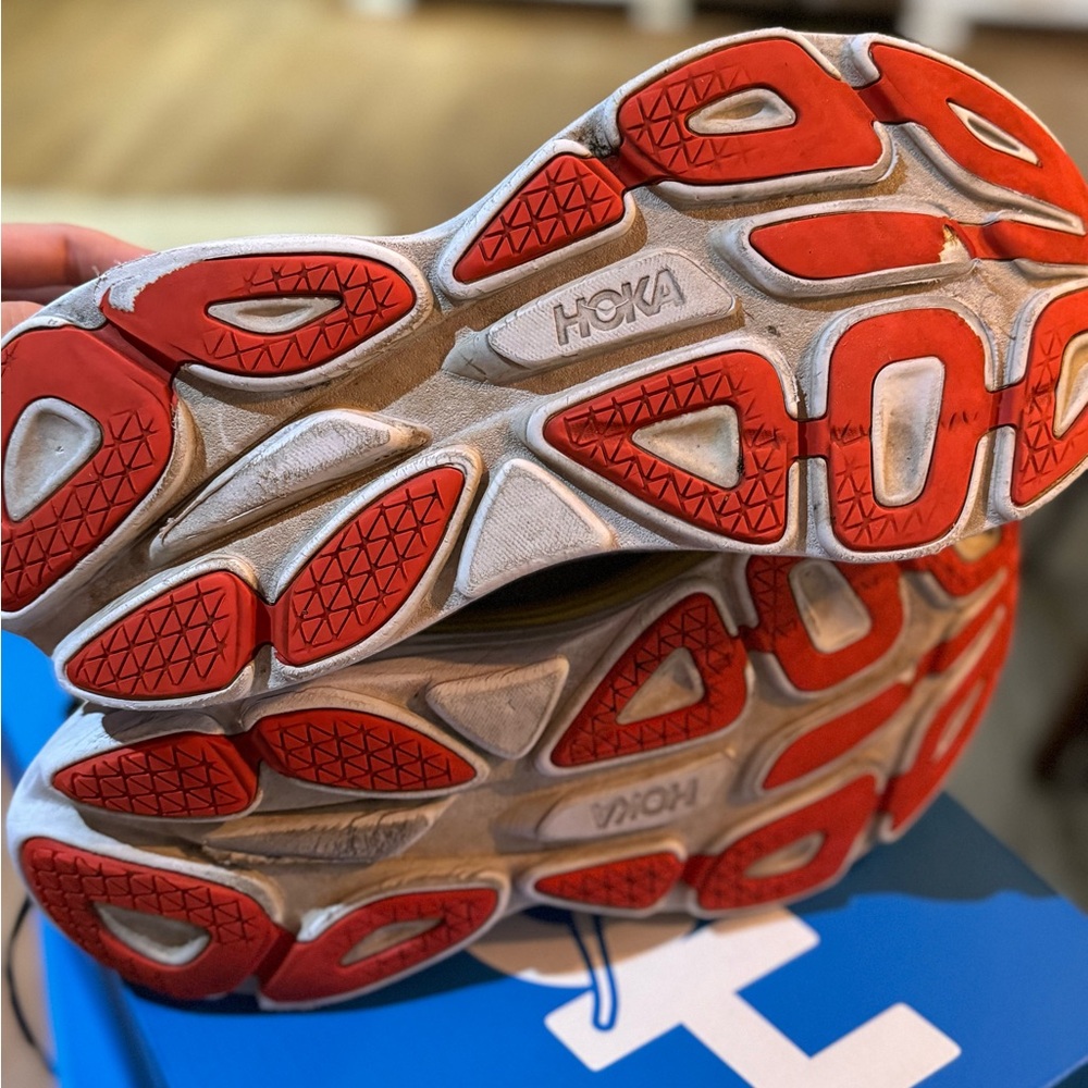 Hoka Bondi 8 - Picture 4 of 6